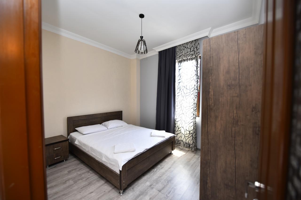 Hotel Phaliashvili บาทูมิ ภายนอก รูปภาพ