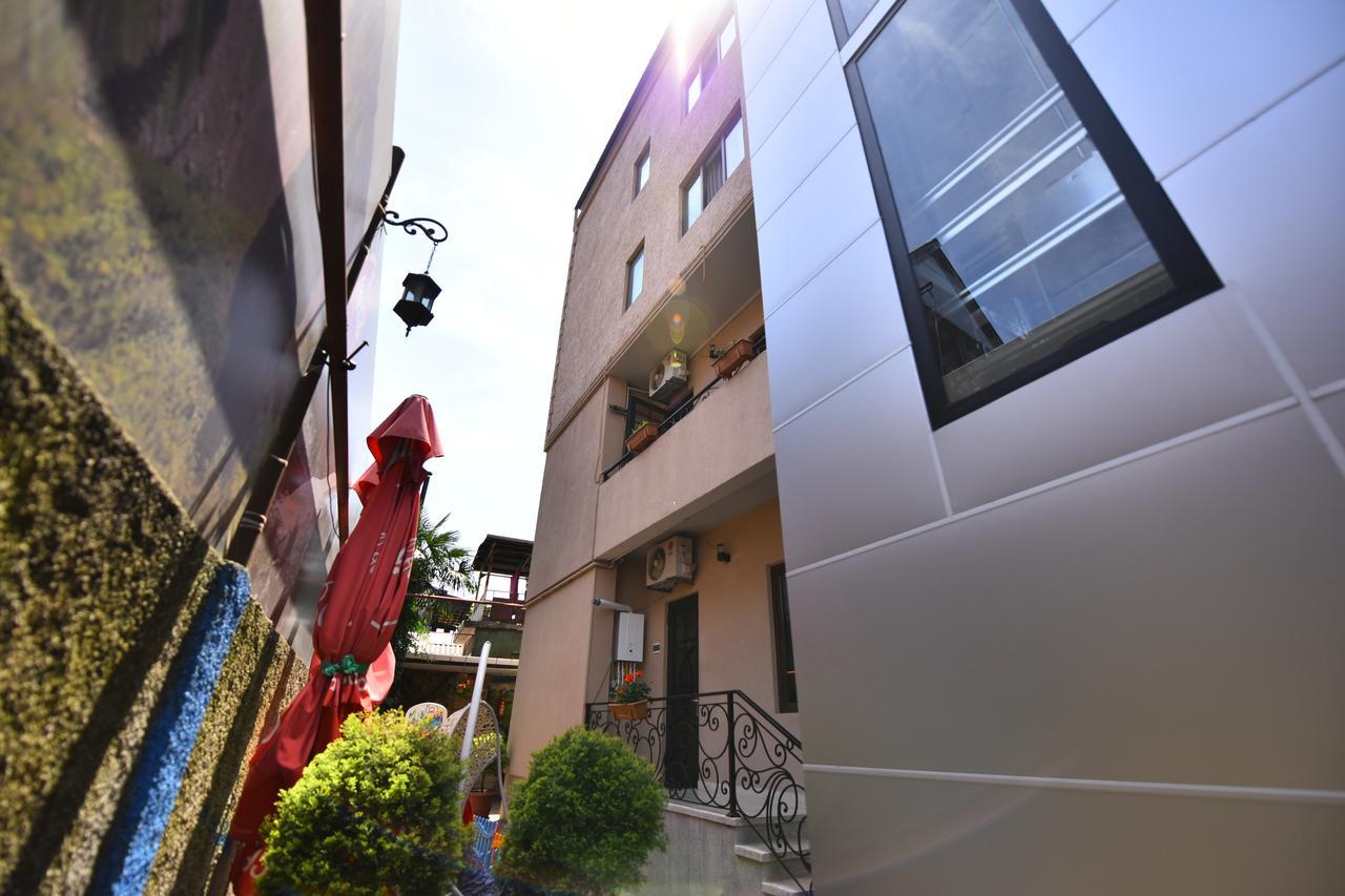 Hotel Phaliashvili บาทูมิ ภายนอก รูปภาพ