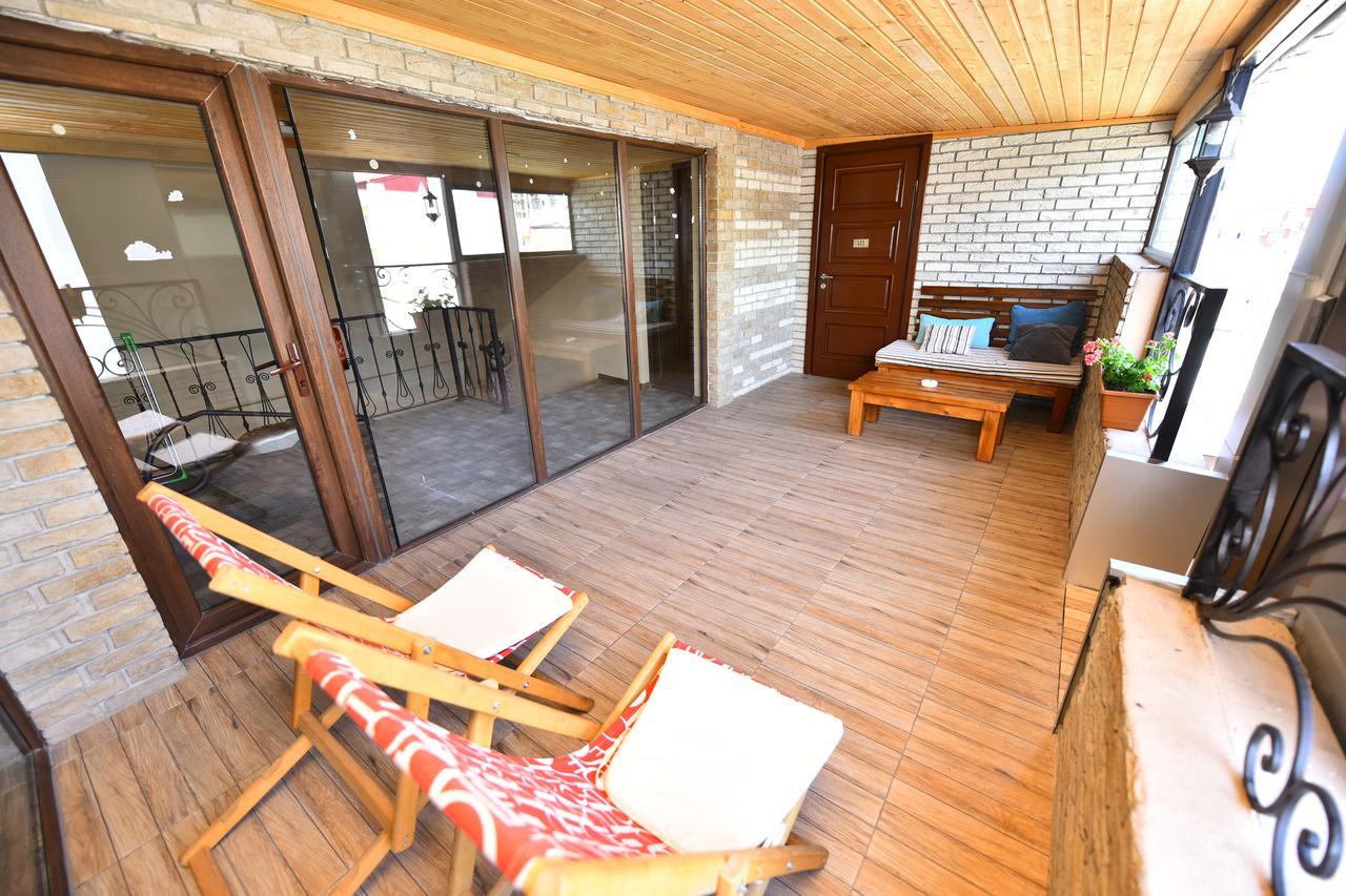 Hotel Phaliashvili บาทูมิ ภายนอก รูปภาพ