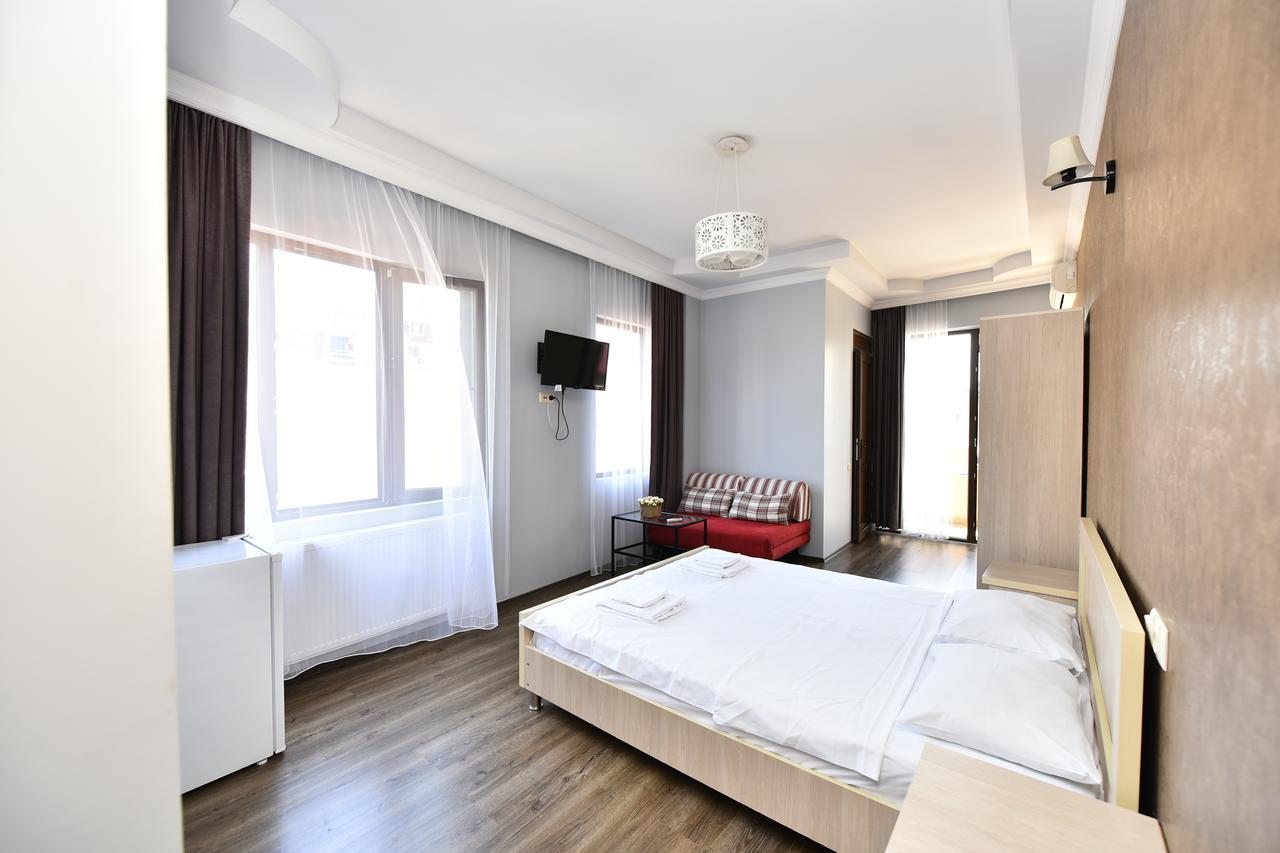 Hotel Phaliashvili บาทูมิ ภายนอก รูปภาพ